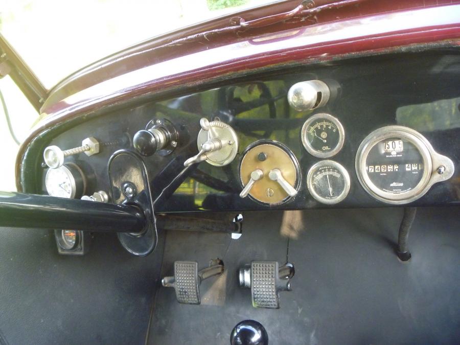 Панель приборов Hudson Super Six Speedster 1921 года  (фото 8 из 15)